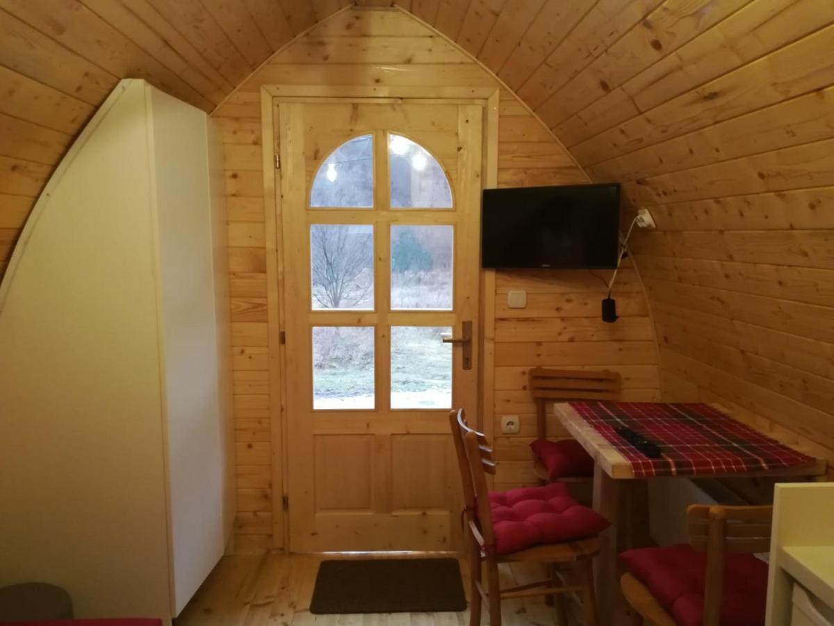 Vila Jelena - Bungalov Crni Vrh Εξωτερικό φωτογραφία