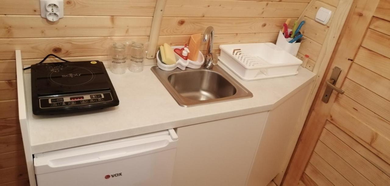 Vila Jelena - Bungalov Crni Vrh Εξωτερικό φωτογραφία